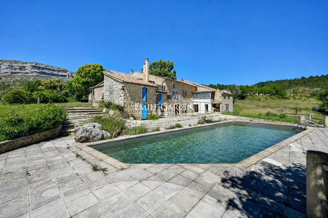Villa in Entrepierres, Provence-Alpes-Côte d'Azur, France 5 - 18123959