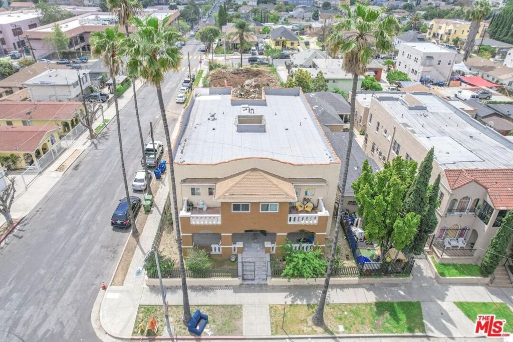 Los Angeles, California, United States 5 - 18185016