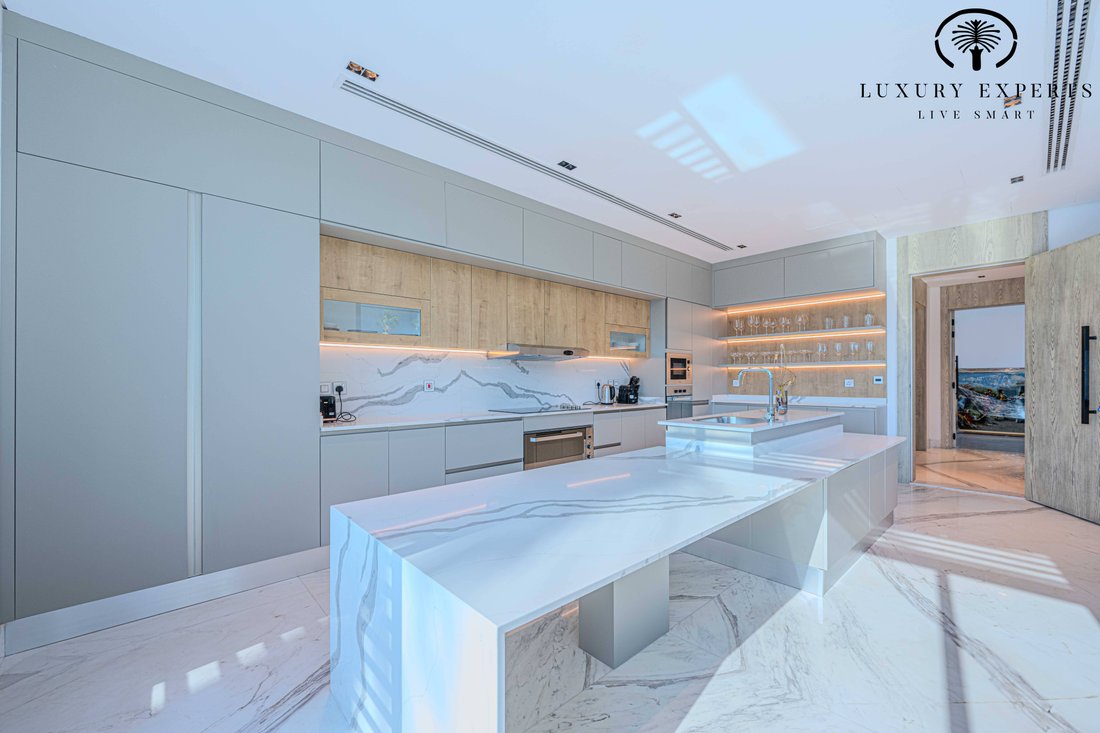 Villa in Palm Jumeirah, Dubai, United Arab Emirates 4 - 18184733