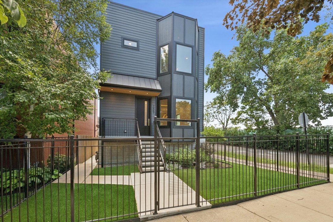 House in Chicago, Illinois, United States 2 - 17770147