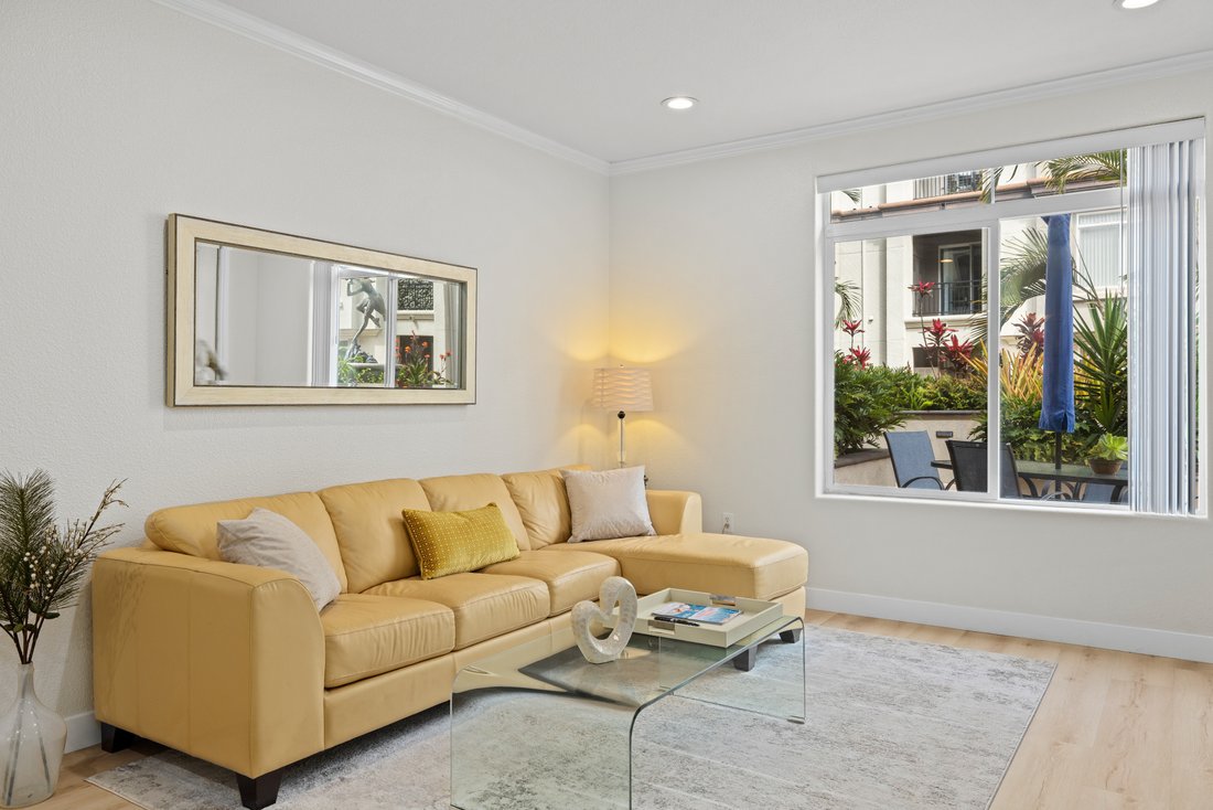 Condo in San Diego, California, United States 5 - 18186277