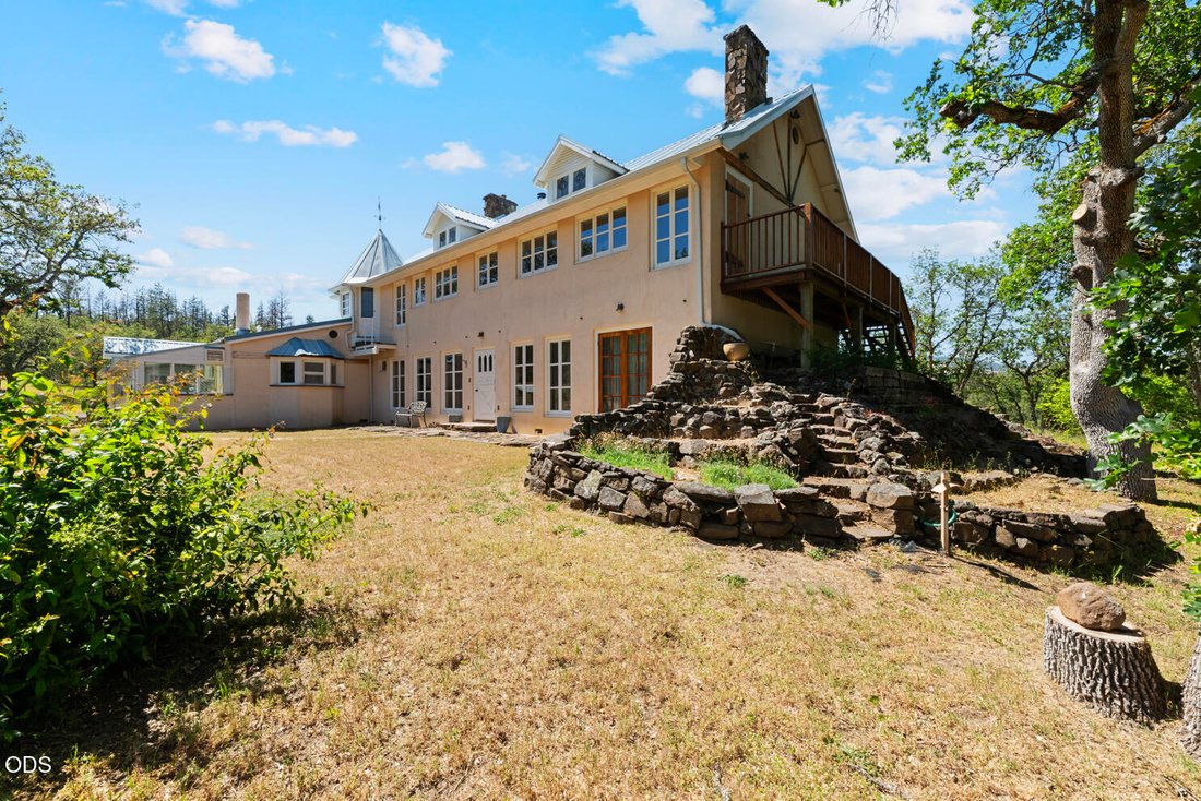House in Eagle Point, Oregon, United States 3 - 18184768
