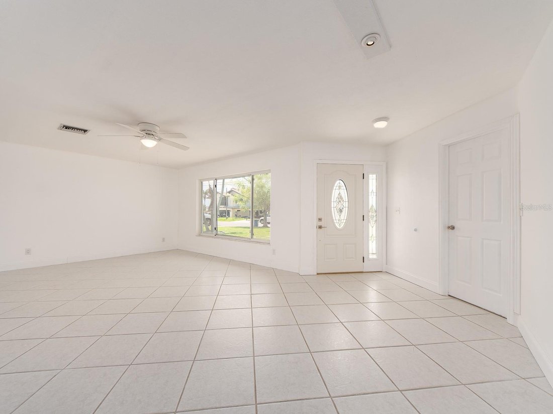 House in Treasure Island, Florida, United States 5 - 18184277