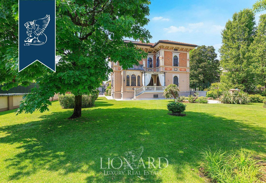 Villa in Chiari, Lombardy, Italy 3 - 18185320