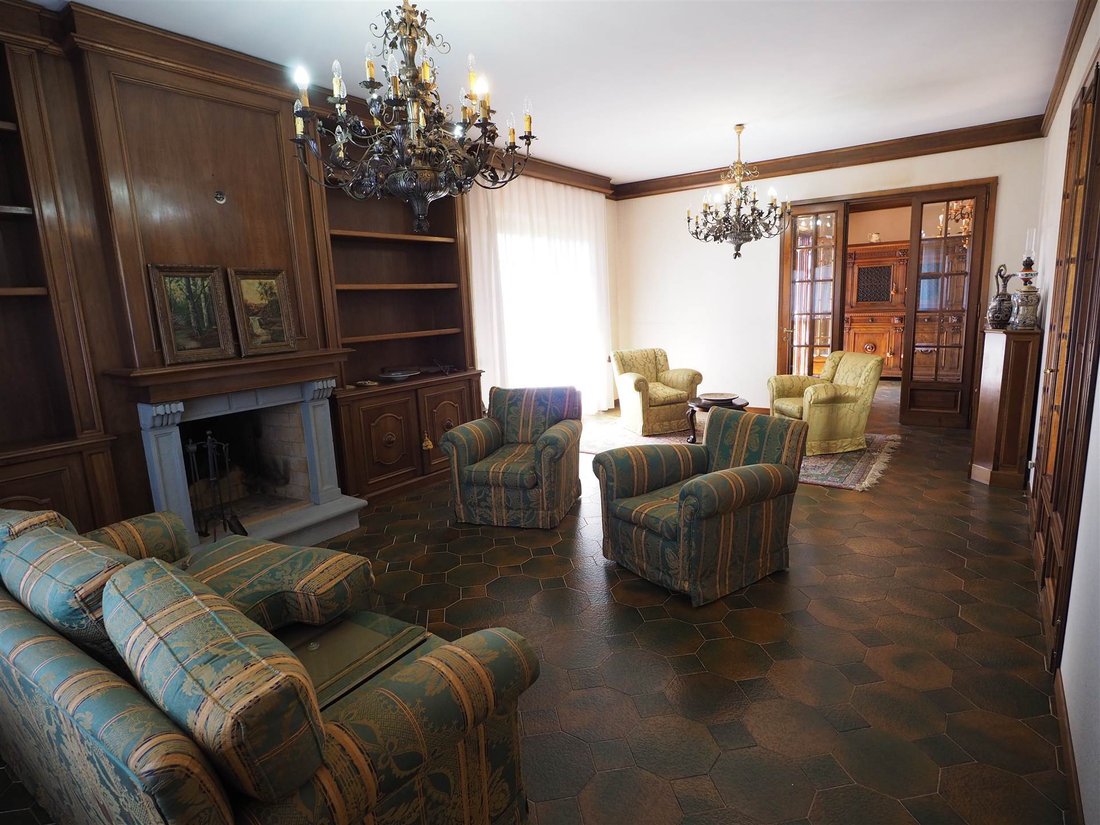 Villa in Stadium, Pistoia, Tuscany 3 - 18185278