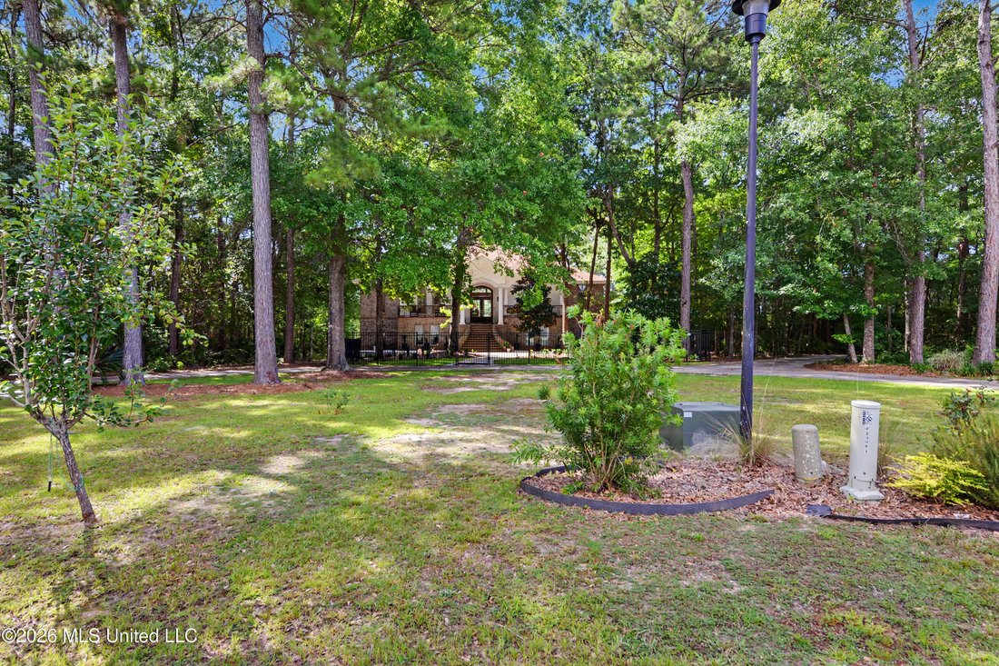 House in Ocean Springs, Mississippi, United States 2 - 18183509