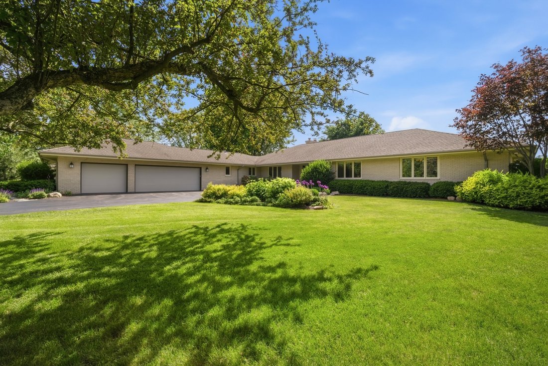 House in Mundelein, Illinois, United States 1 - 18184514