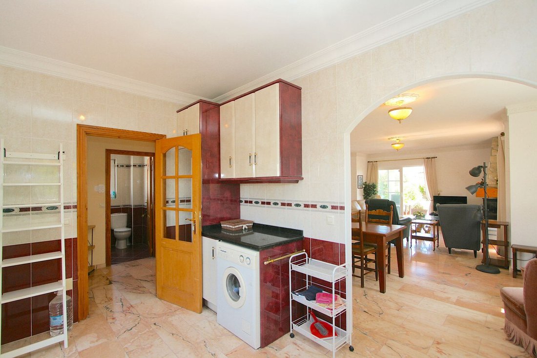 Villa in Fuengirola, Andalusia, Spain 5 - 11284081