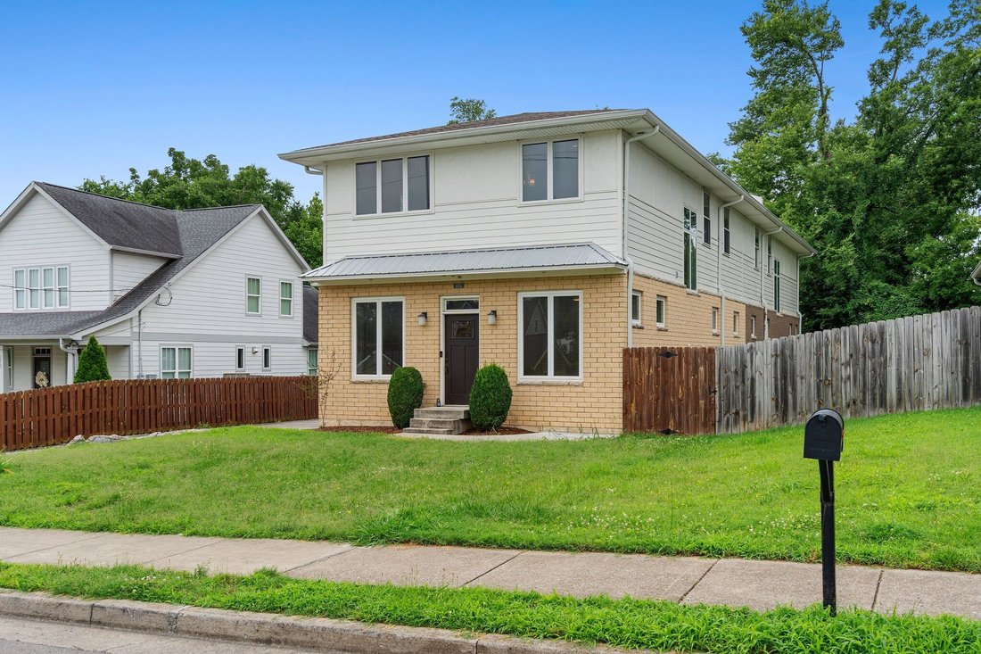 Co Op in Nashville, Tennessee, United States 3 - 18183749