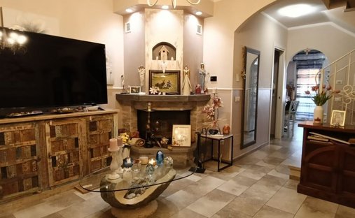 Villa in Serpiolle - Massoni, Florence, Italy 1