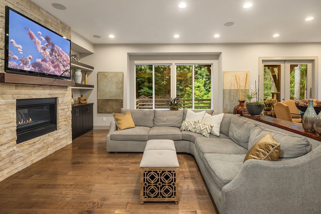 Mercer Island, Washington, United States 2 - 18186330
