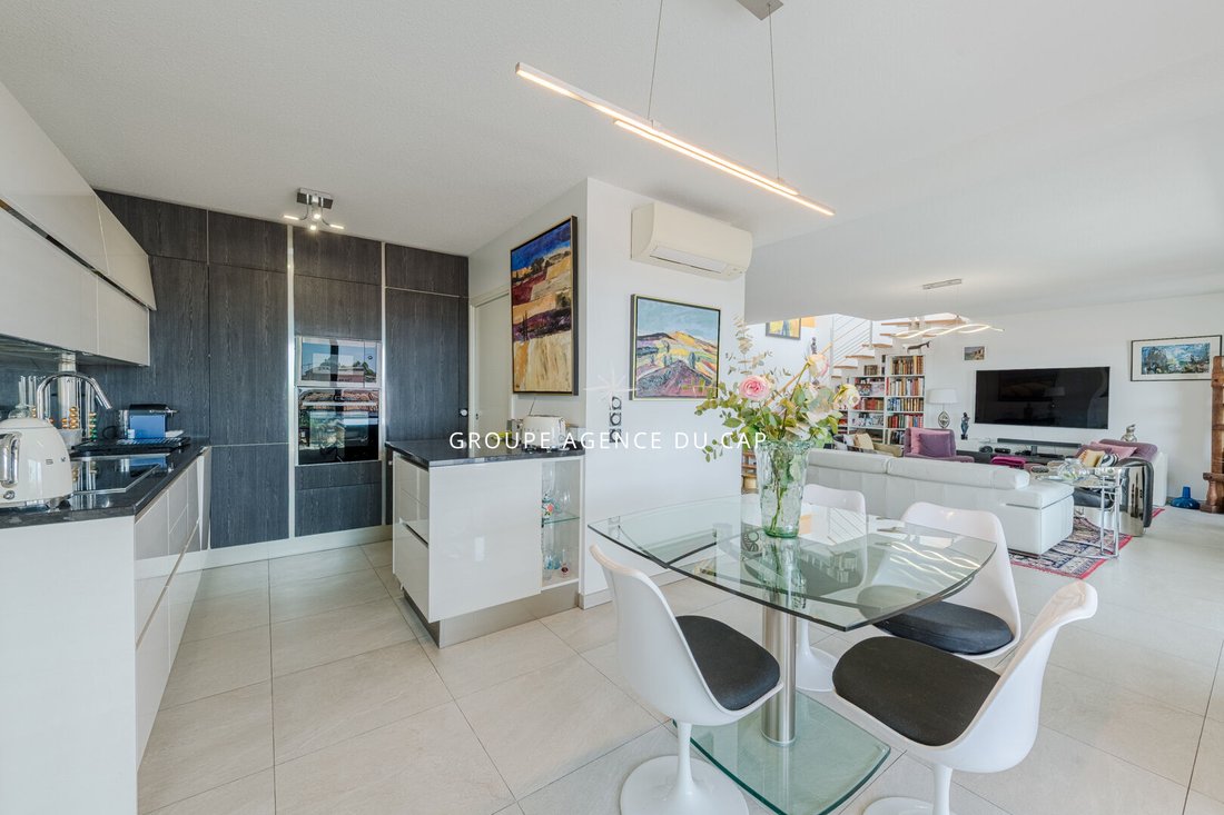 Apartment in Plateau Notre Dame Sud-Bord de mer-Beaurivage, Saint-Raphaël, France 3 - 18182827