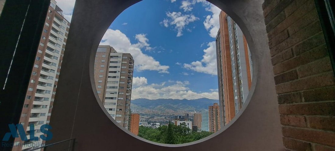 Apartment in Medellín, Antioquia, Colombia 2 - 18182226