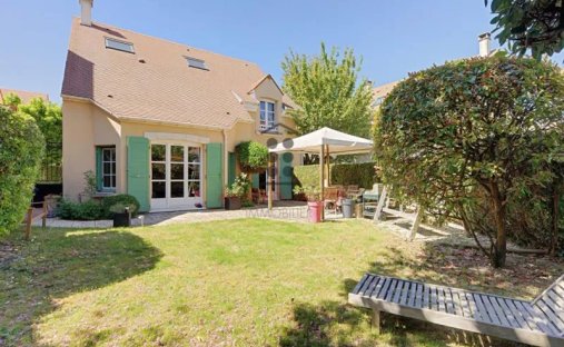 House in Centre Ville, Rueil-Malmaison, France 1