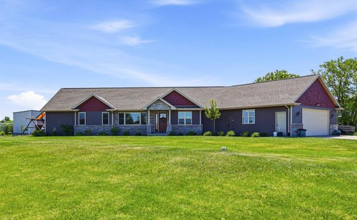 House in Wrightstown, Wisconsin, United States 1