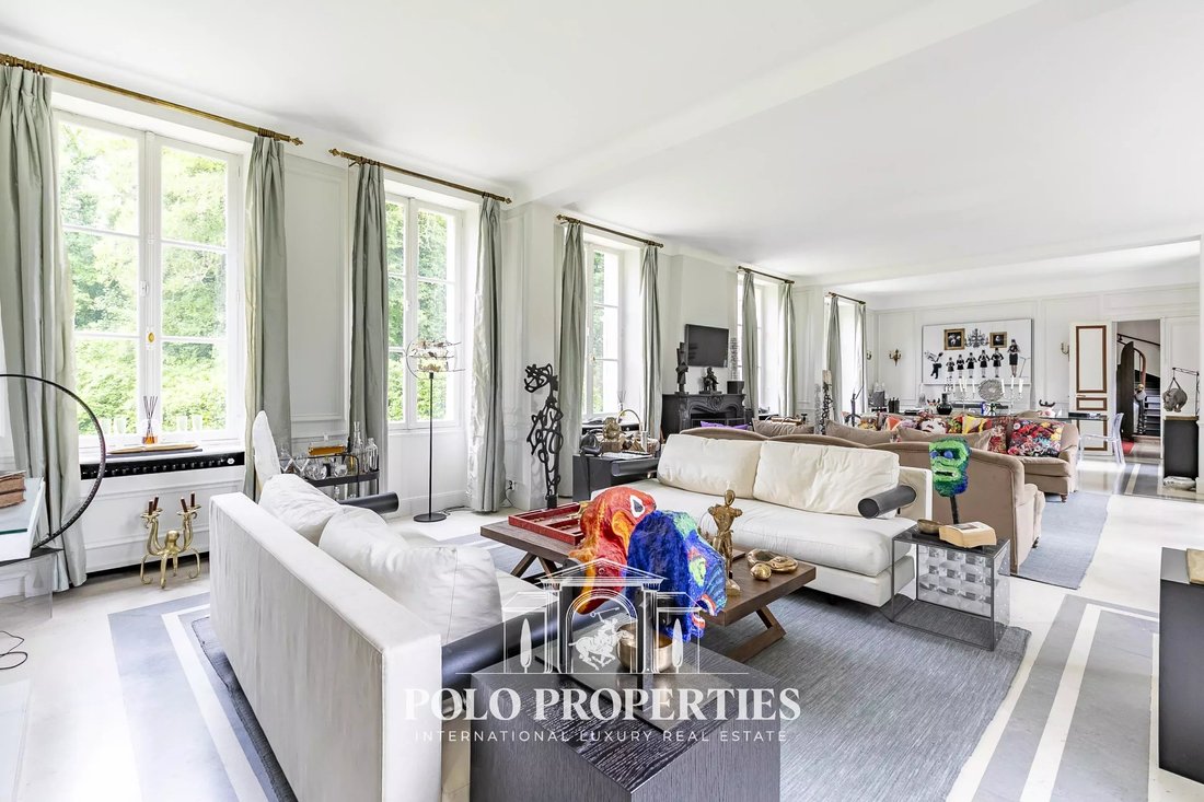 Estate in Bury, Hauts-de-France, France 5 - 18182466