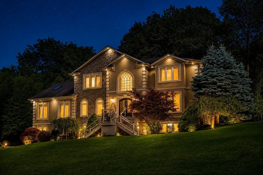 House in Pomona, New York, United States 1 - 18182416
