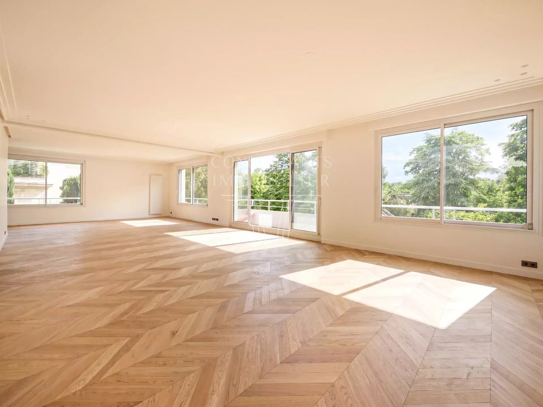Apartment in Muette Nord, Paris 16e Arrondissement, Paris 2 - 18182624