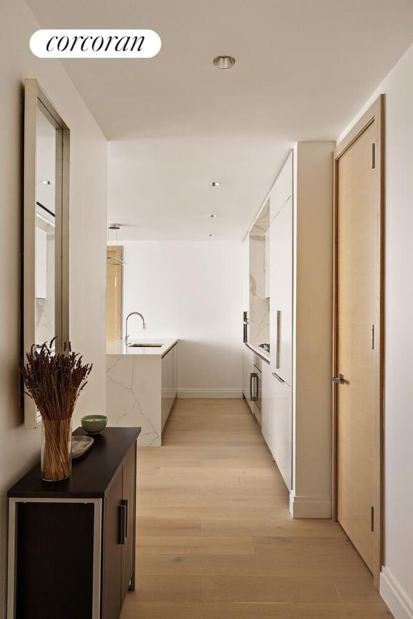 Condo in New York, New York, United States 5 - 18182556