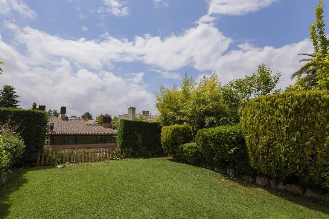 Villa in Boadilla del Monte, Comunidad de Madrid, Spain 4 - 18181954