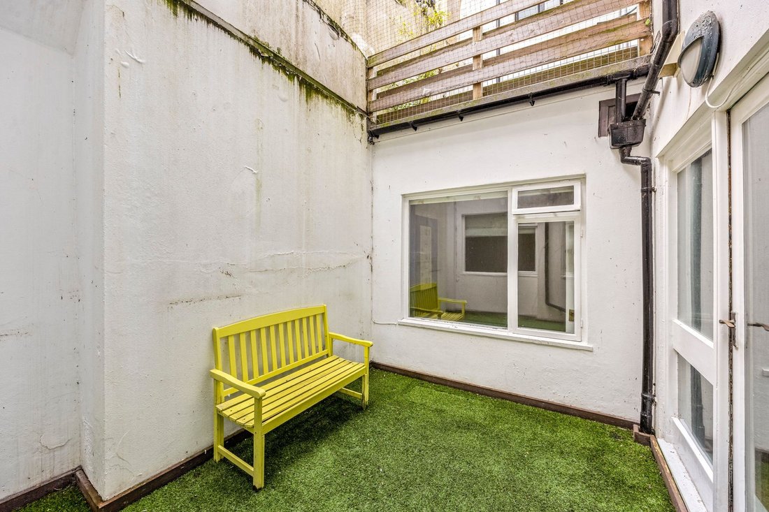 Apartment in Kingsway, Hove, England 4 - 18182362