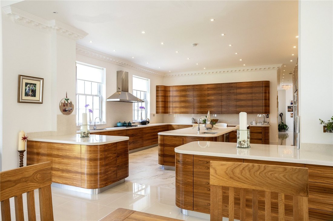 House in Angmering, England 4 - 18182316