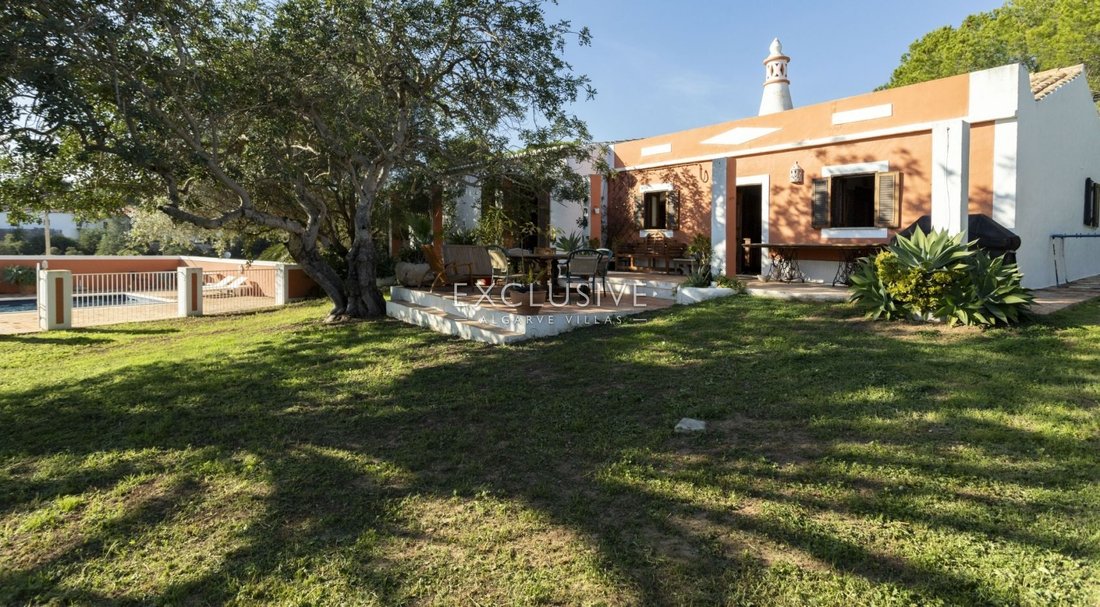 Villa in Carvoeiro, Algarve, Portugal 2 - 13546464
