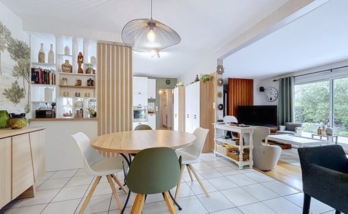 House in Bourg, Guidel, France 1