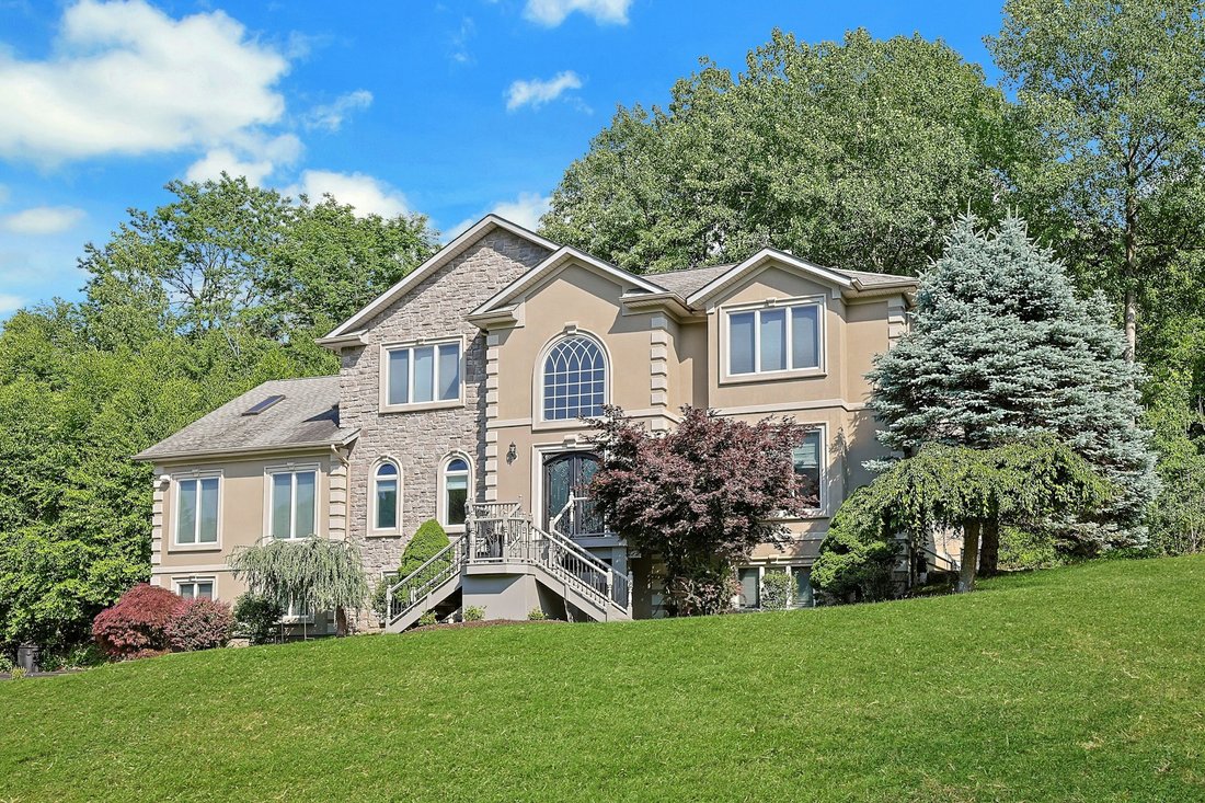 House in Pomona, New York, United States 4 - 18182416