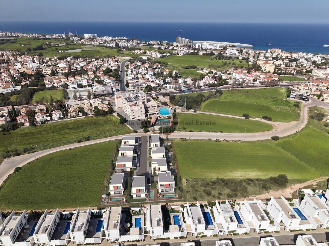 Villa a Paralimni, Distretto di Famagosta, Cipro 1 - 18182756