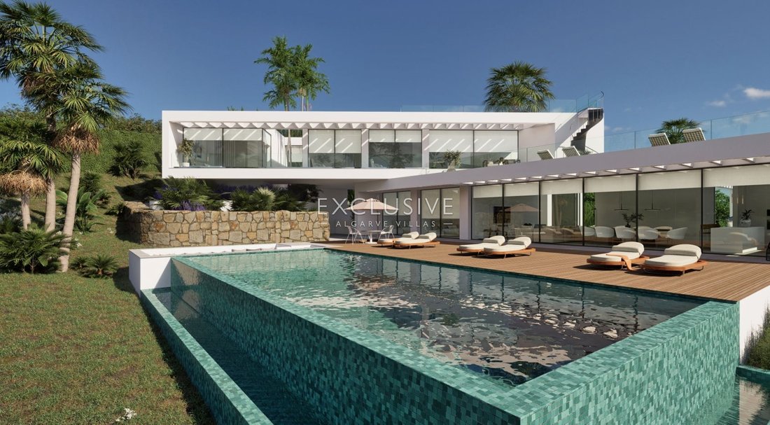 Villa in Carvoeiro, Algarve, Portugal 1 - 15057625