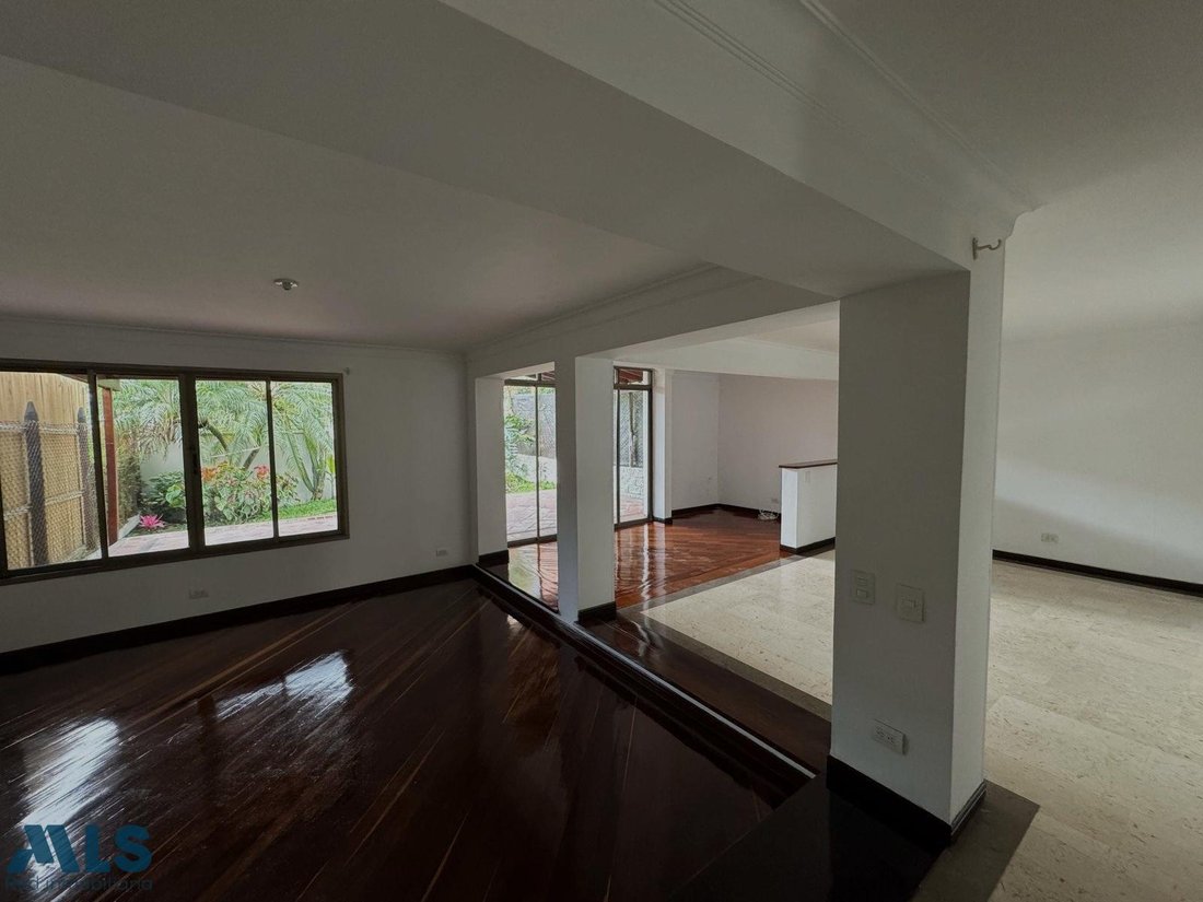 House in Medellín, Antioquia, Colombia 2 - 18182197