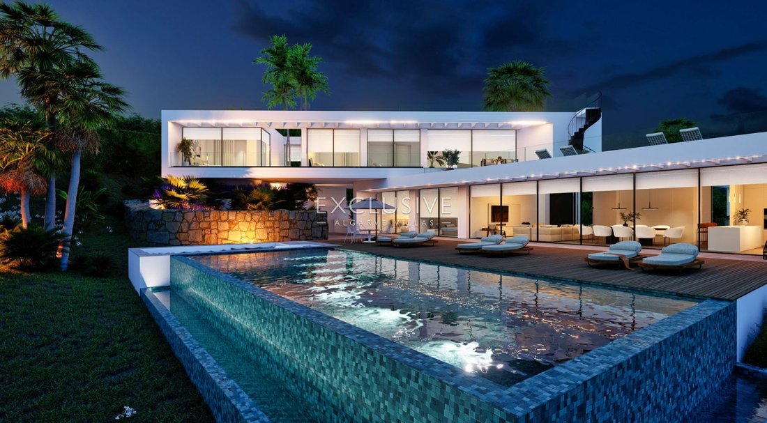 Villa in Carvoeiro, Algarve, Portugal 2 - 15057625