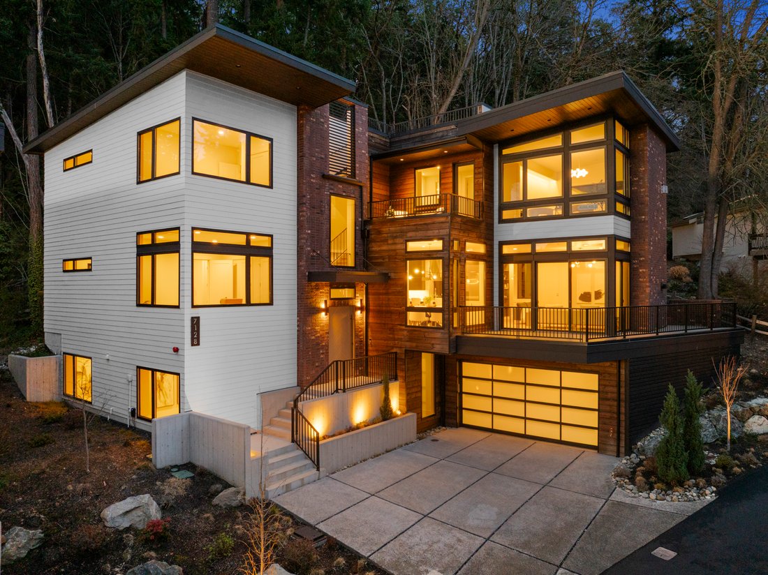 House in Kirkland, Washington, United States 2 - 18182071