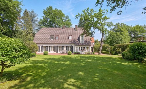 Villa in Gräfelfing, Bavaria, Germany 1