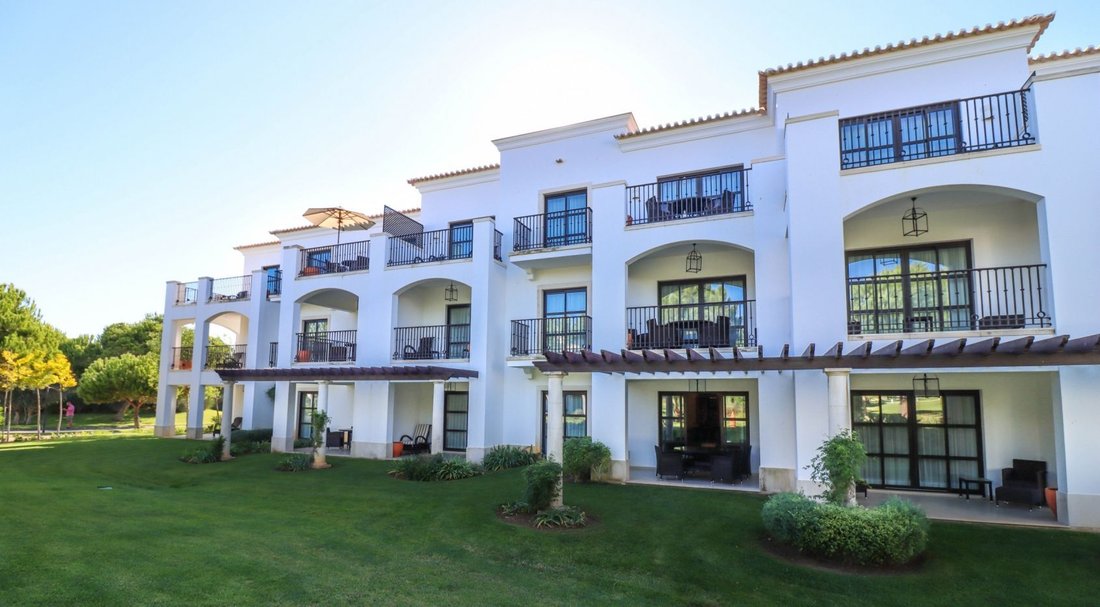 Apartment in Olhos de Agua, Algarve, Portugal 1 - 11637348