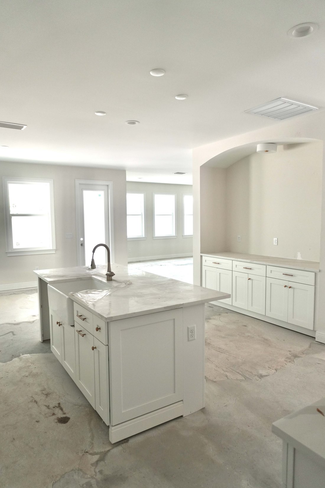 House in Tampa, Florida, United States 3 - 18182701