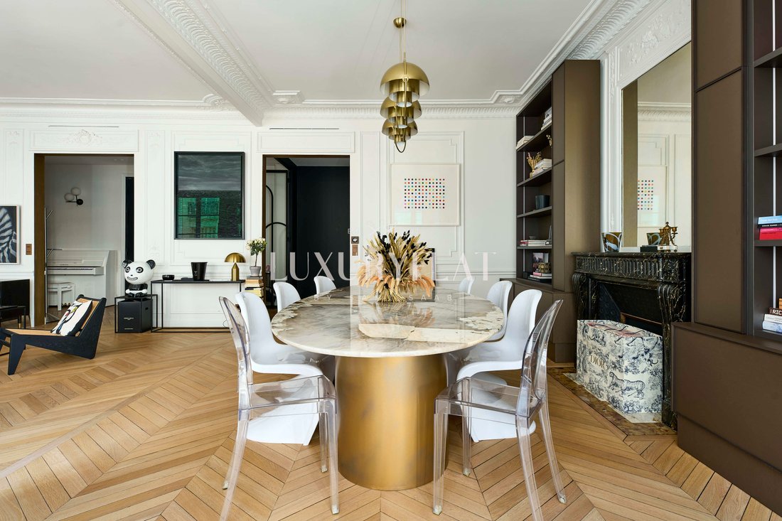 Apartment in Gros Caillou, Paris 7e Arrondissement, Paris 5 - 16336597