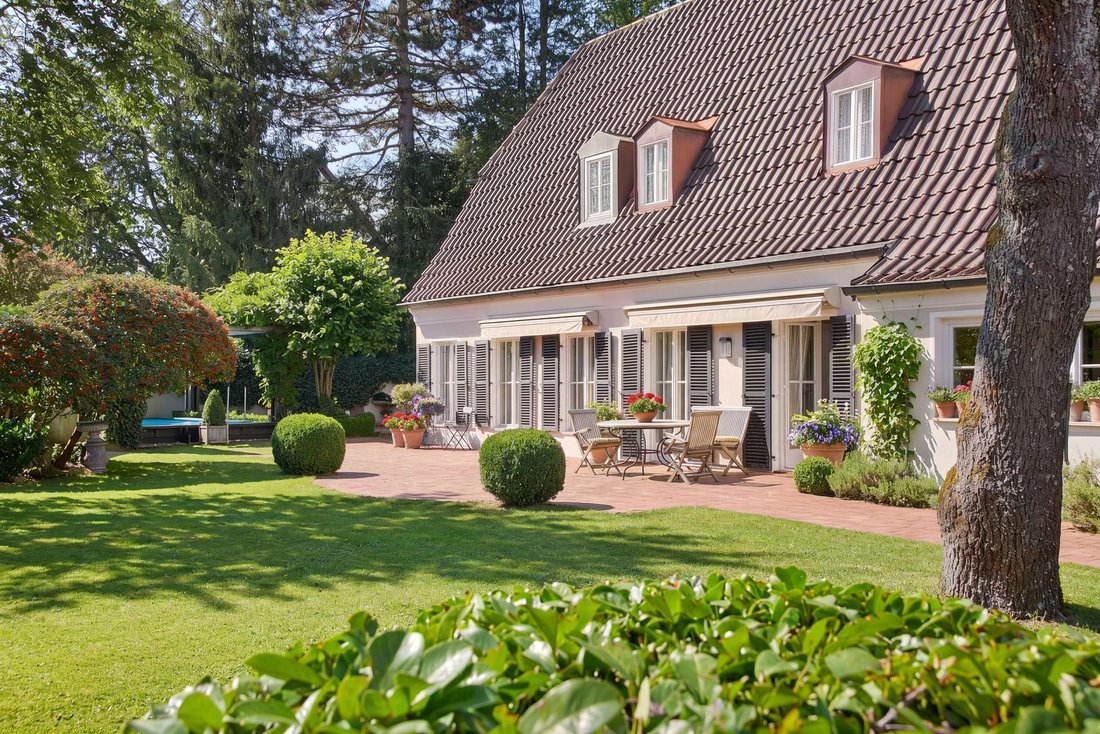 Villa in Gräfelfing, Bavaria, Germany 2 - 17795546