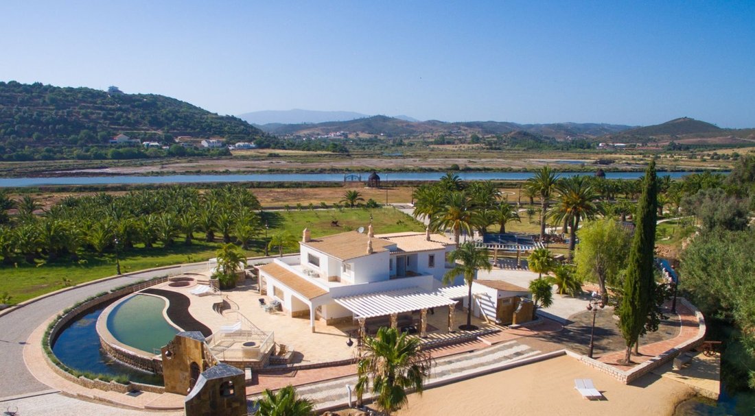 Villa in Silves, Algarve, Portugal 1 - 12408489