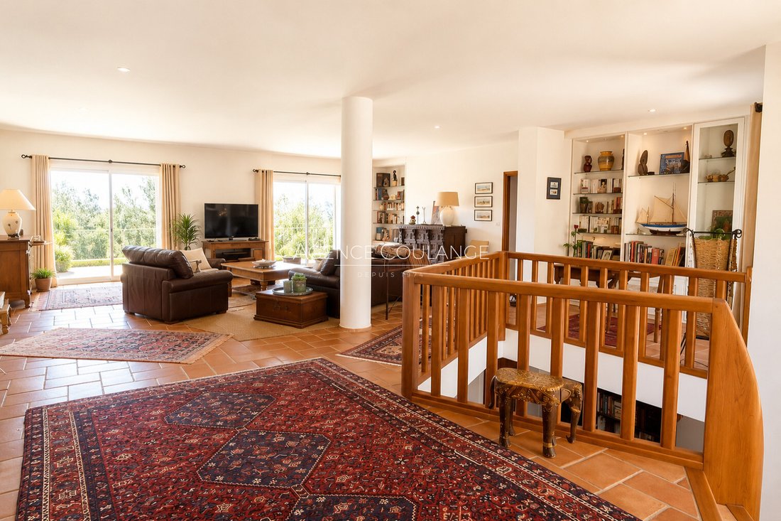 Villa in La Ciotat, Provence-Alpes-Côte d'Azur, France 2 - 18182257