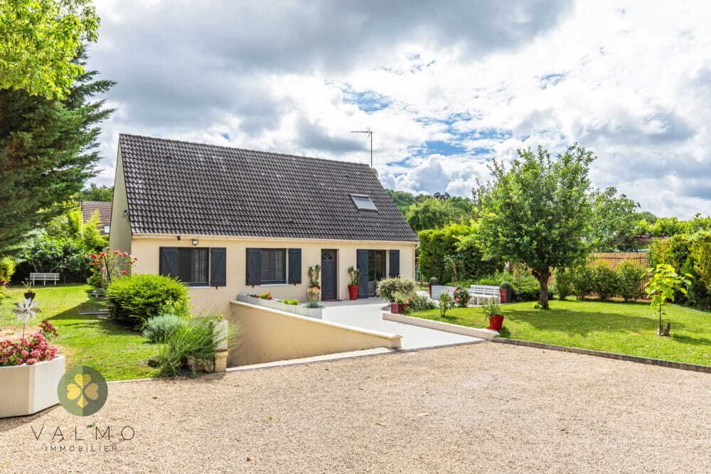 House in Thoiry, Ile-de-France, France 1 - 18182011
