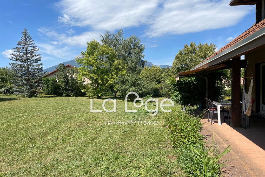 Villa in Gap, Provence-Alpes-Côte d'Azur, France 2 - 18182265