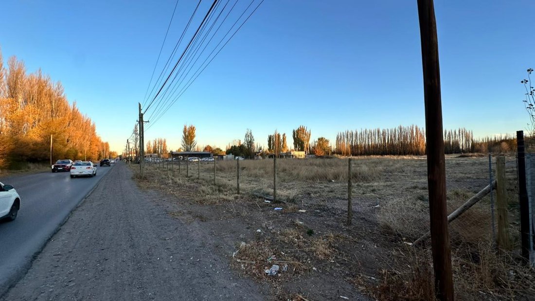 Land in Neuquen, Neuquen, Argentina 4 - 18182689