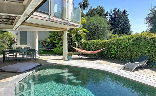 House in Cannes, Provence-Alpes-Côte d'Azur, France 1