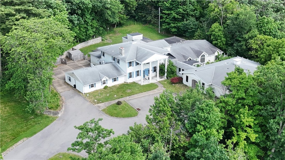 House in Bethel Park, Pennsylvania, United States 4 - 18183516
