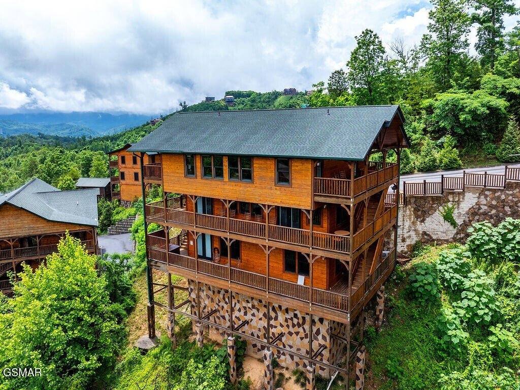 House in Gatlinburg, Tennessee, United States 3 - 18183774