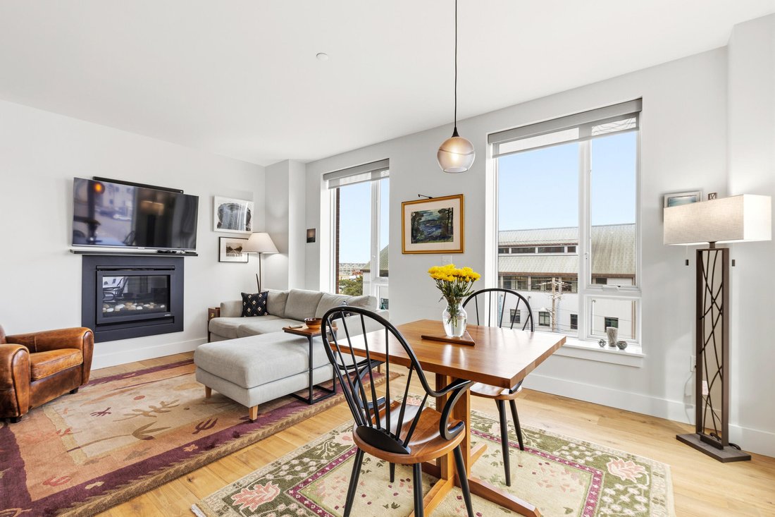 Condo in Portland, Maine, United States 4 - 18184423