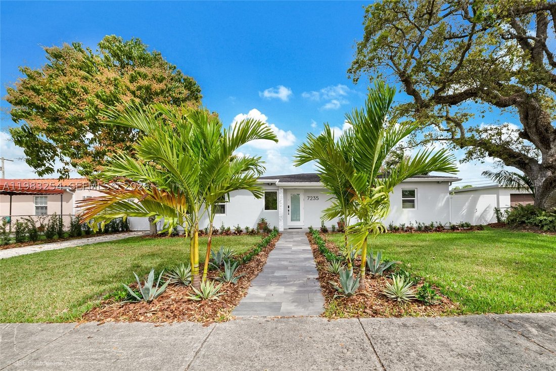 House in Miami, Florida, United States 3 - 17424735