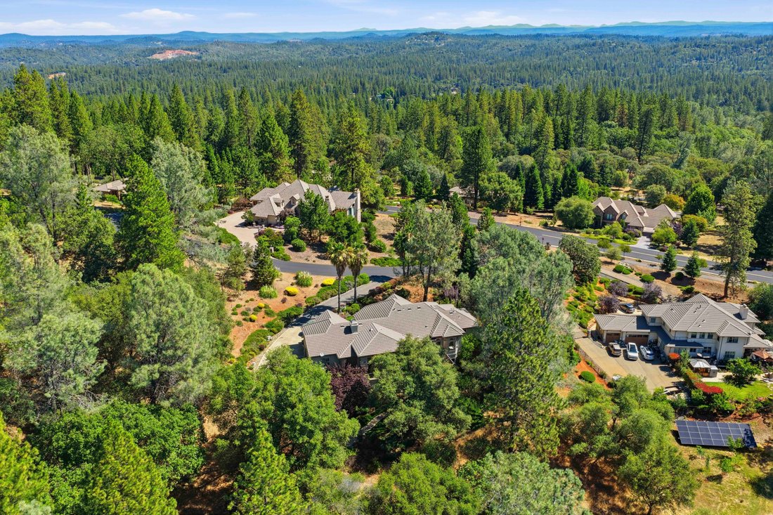 Meadow Vista, California, United States 3 - 18186348